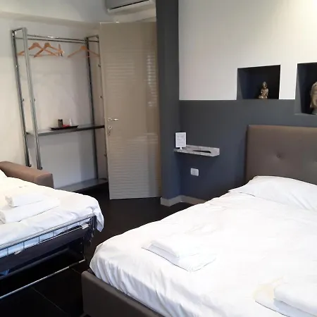 Savoia Guest house *